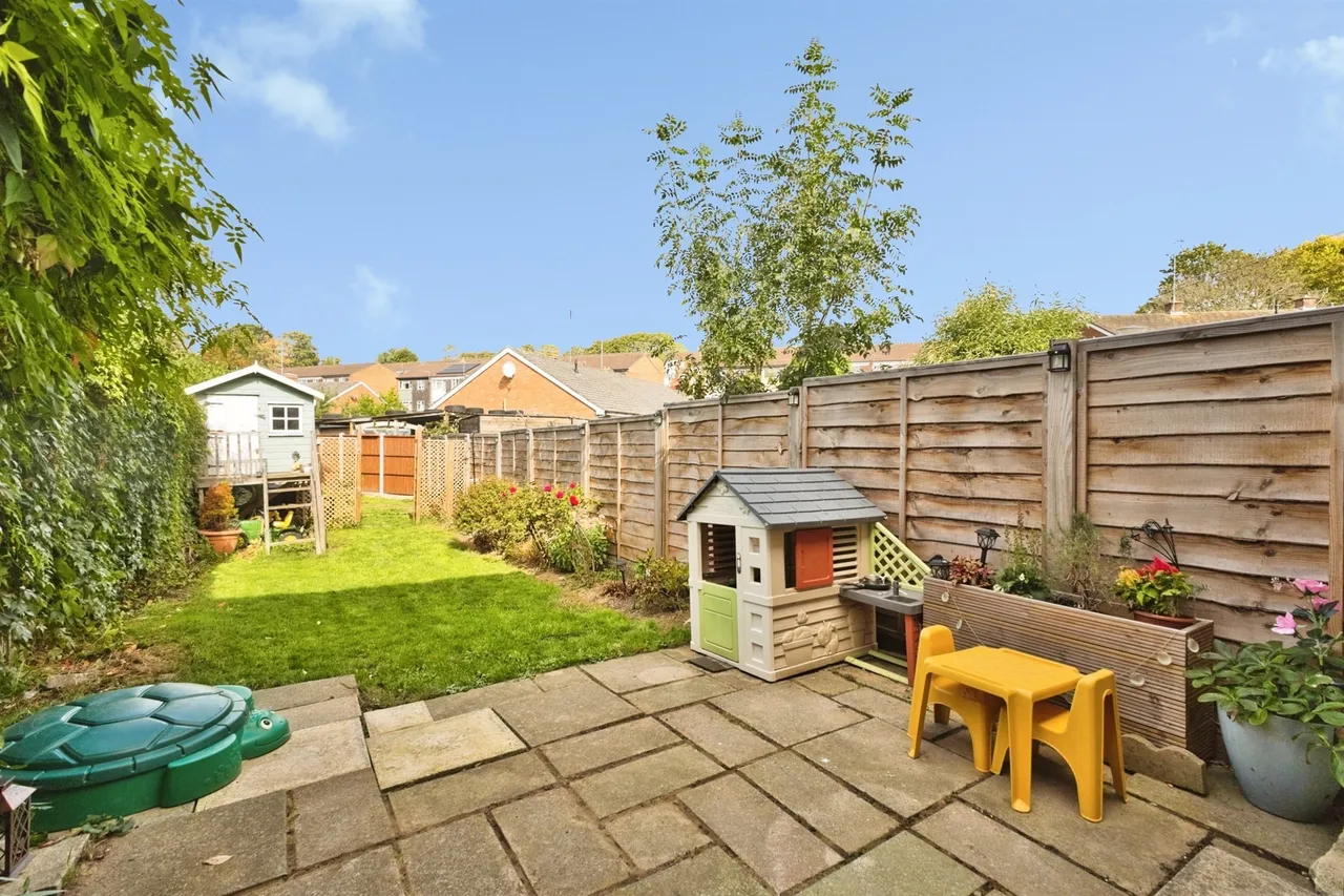 Sandringham Road, Yeovil, BA21, photo 14