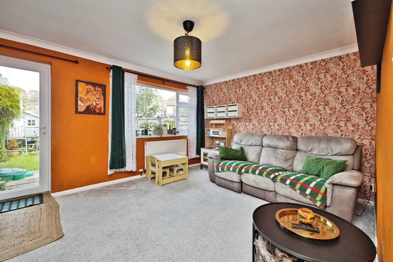 Sandringham Road, Yeovil, BA21, photo 4
