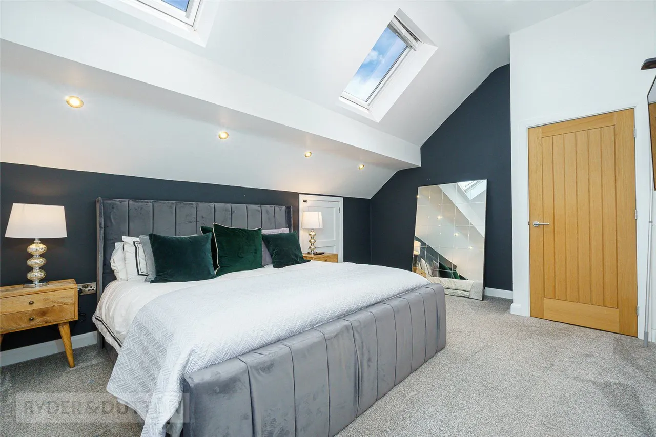 Linfit Lane, Linthwaite, HD7, photo 17