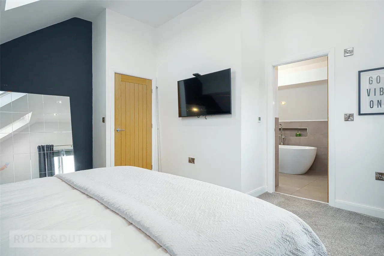Linfit Lane, Linthwaite, HD7, photo 18