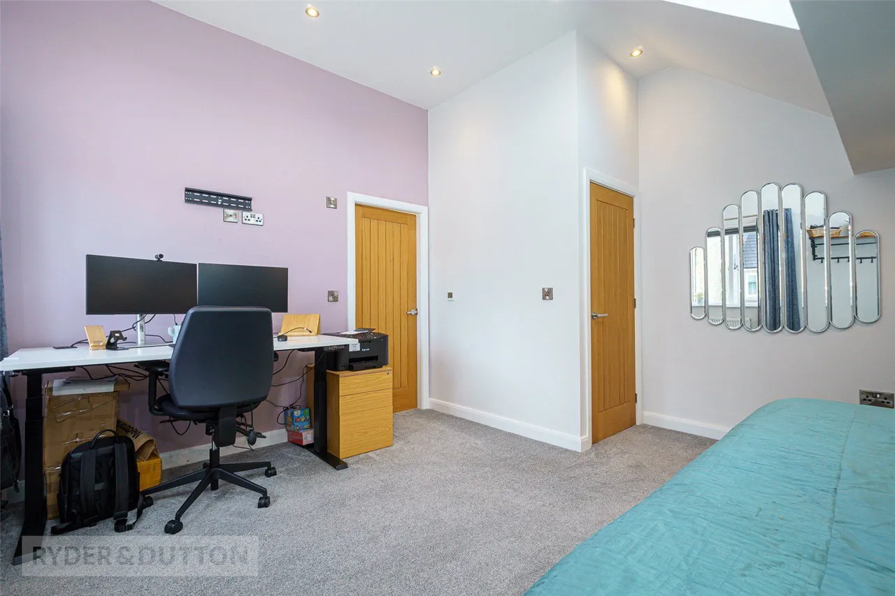 Linfit Lane, Linthwaite, HD7, photo 23