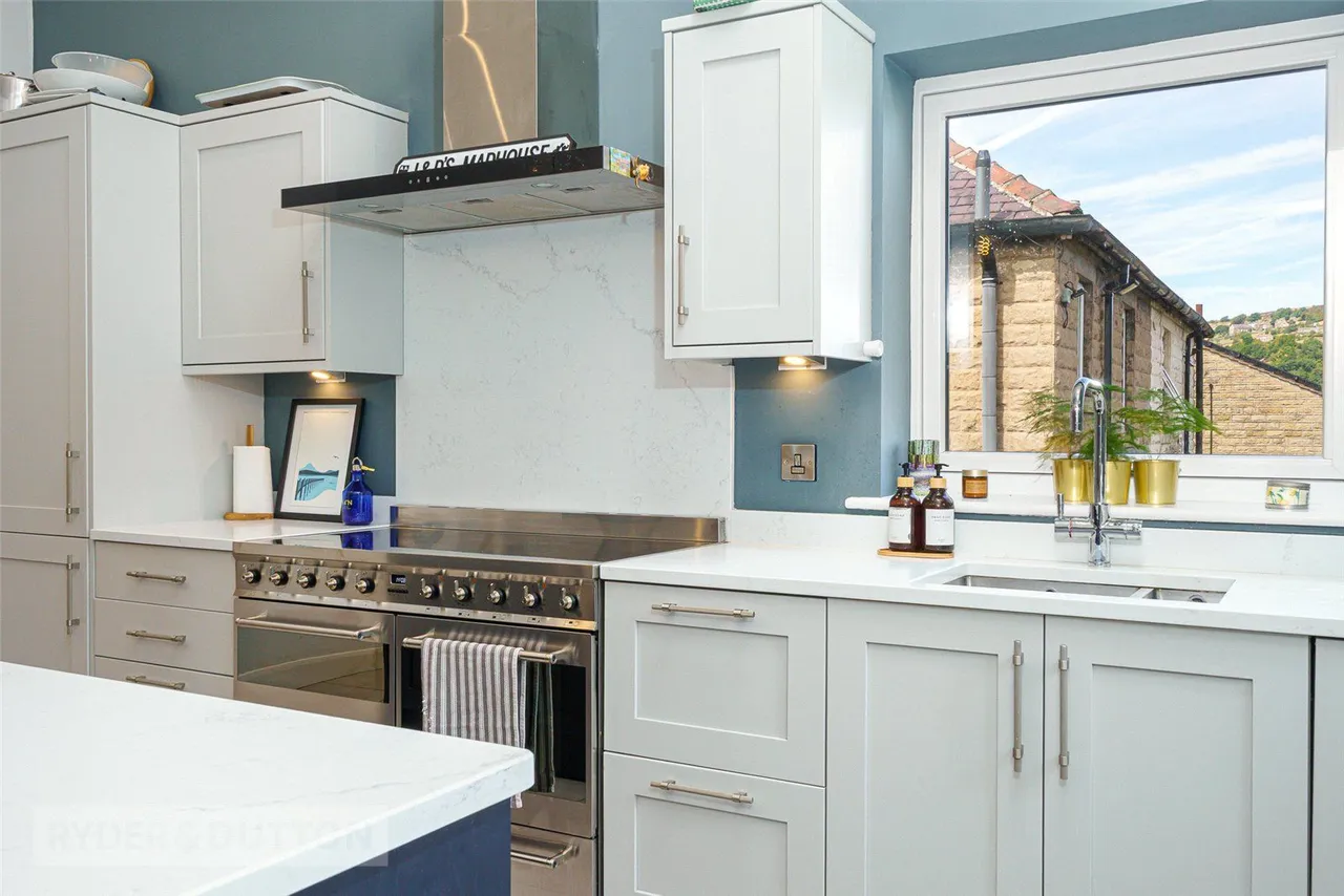 Linfit Lane, Linthwaite, HD7, photo 9