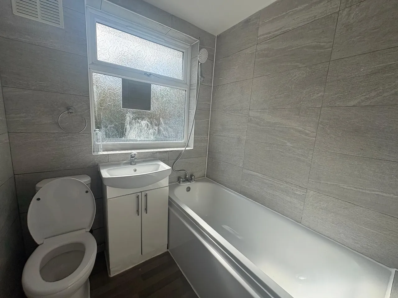 Turner Road, Edgware, HA8 6AT, photo 9