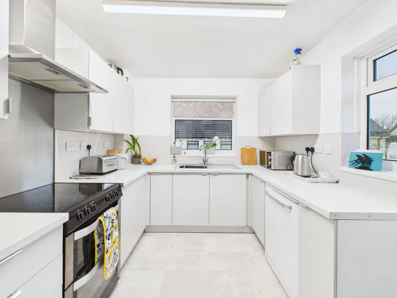 Nymet Avenue, Bow, Crediton, Devon, EX17, photo 3