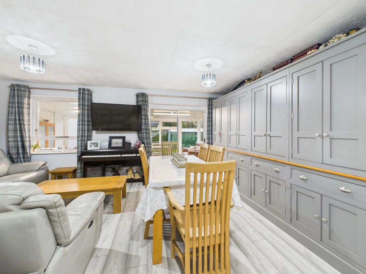Nymet Avenue, Bow, Crediton, Devon, EX17, photo 5