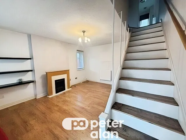 Rushfield Gardens, Bridgend, CF31, photo 2