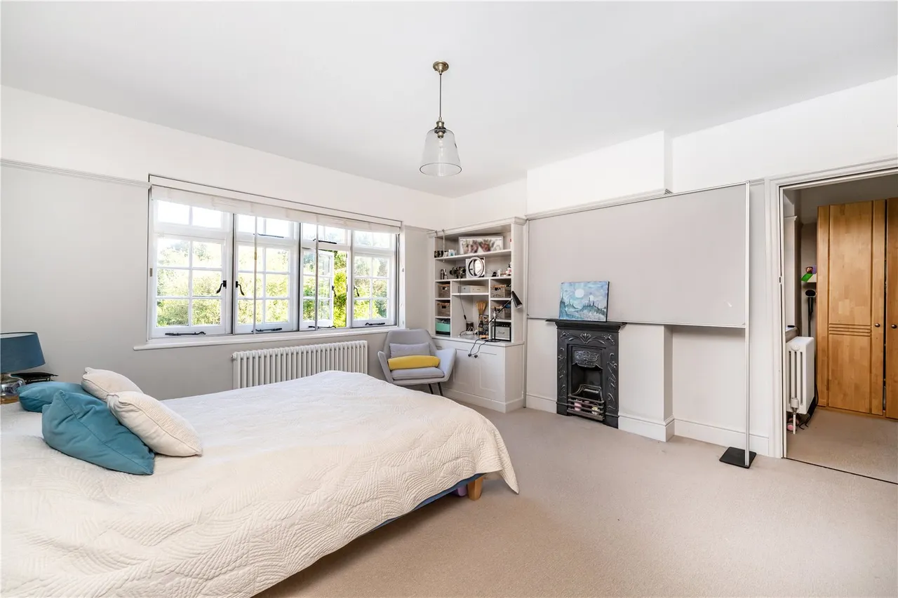 Wensleydale Road, Hampton, TW12 2LT, photo 5