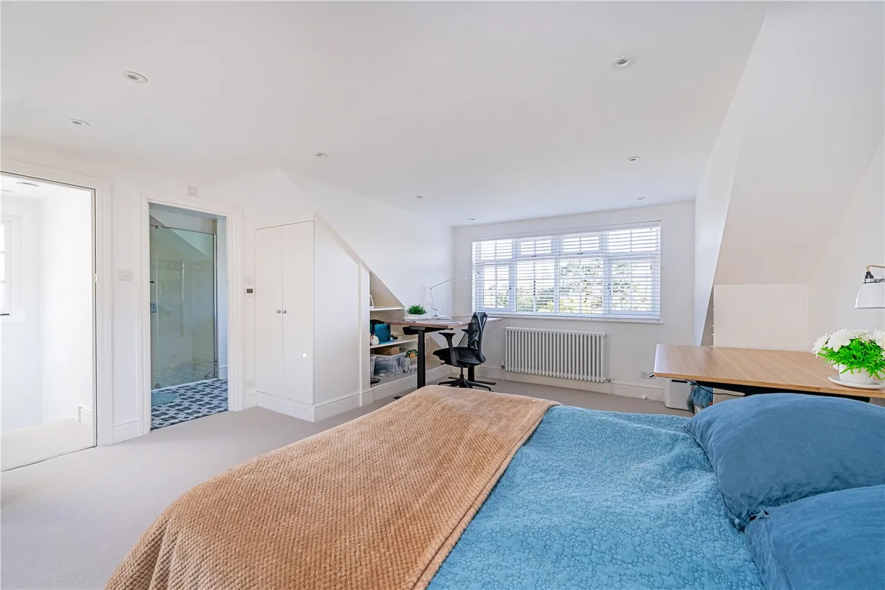Wensleydale Road, Hampton, TW12 2LT, photo 4