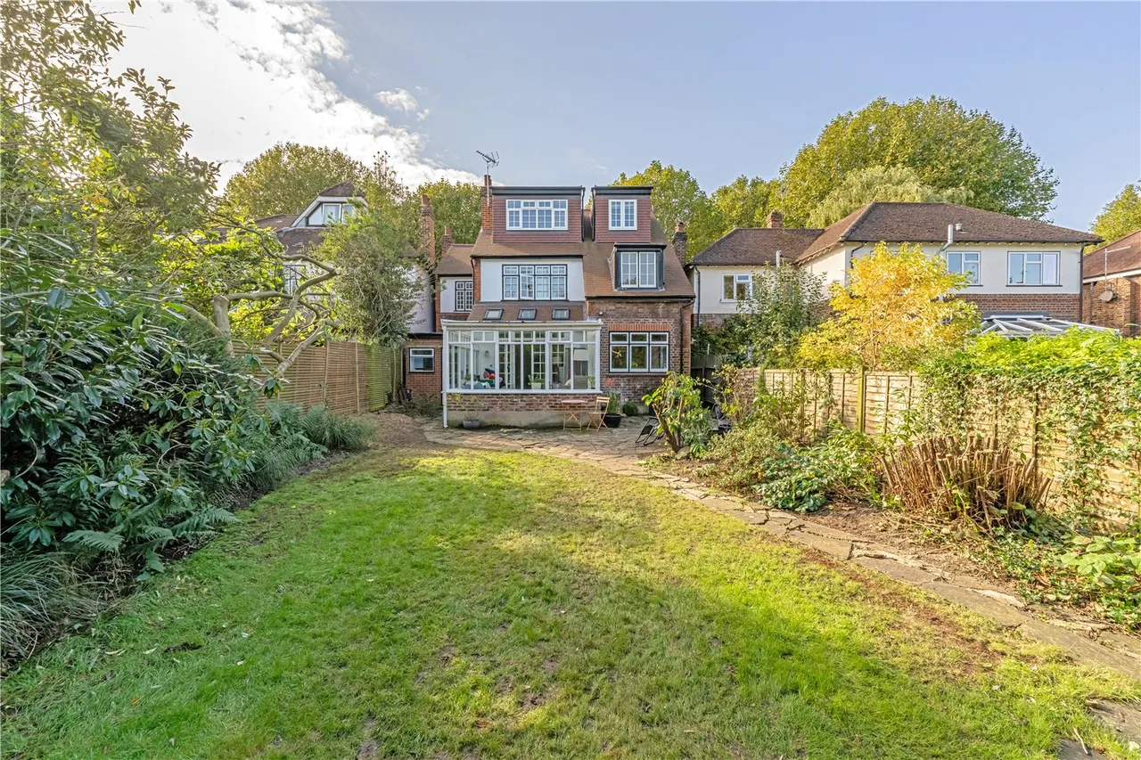 Wensleydale Road, Hampton, TW12 2LT, photo 15