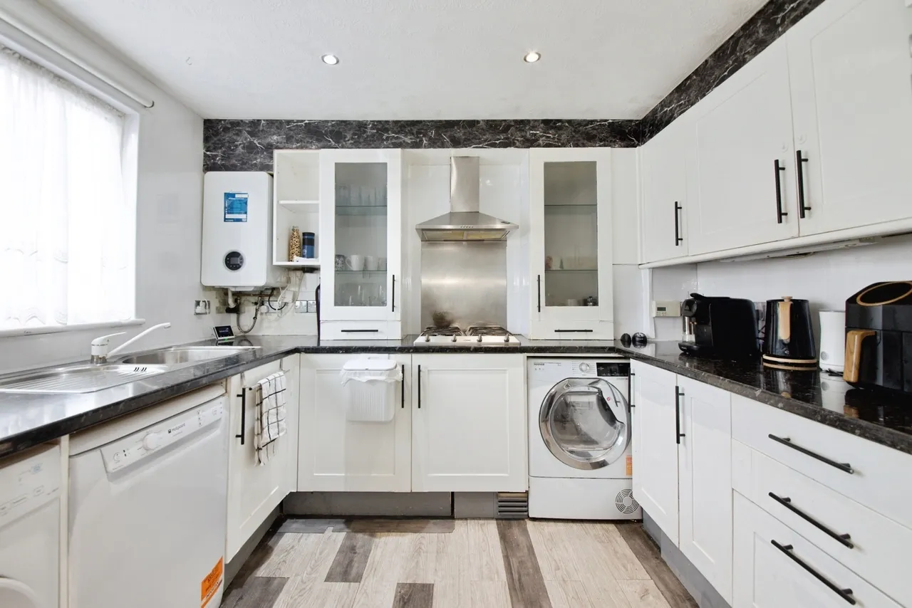 Rowan Way, Romford, RM6, photo 7