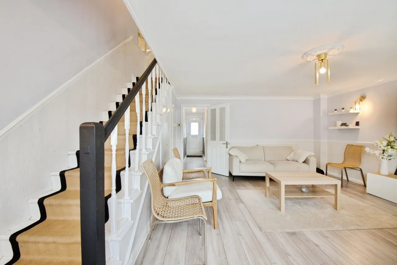 Rowan Way, Romford, RM6, photo 10