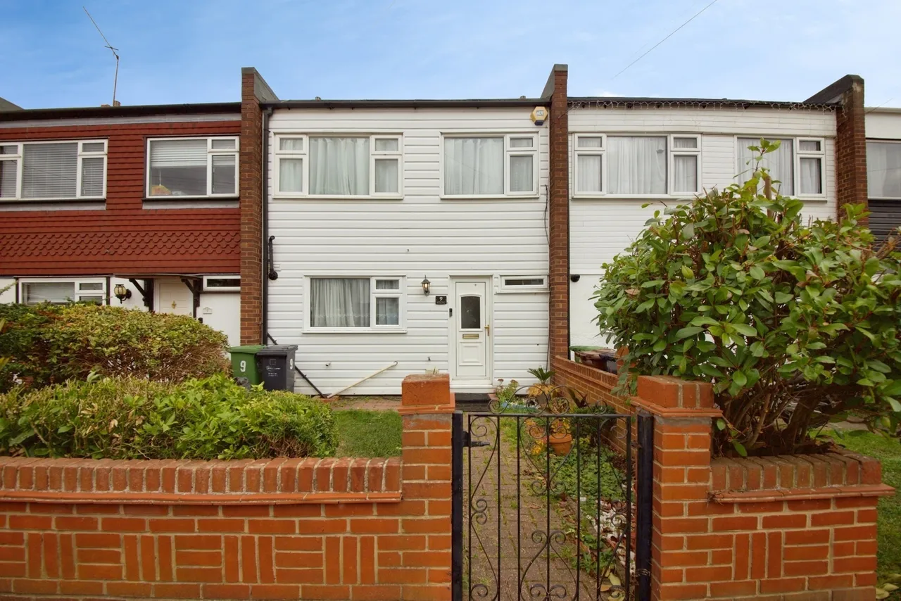 Rowan Way, Romford, RM6, photo 2