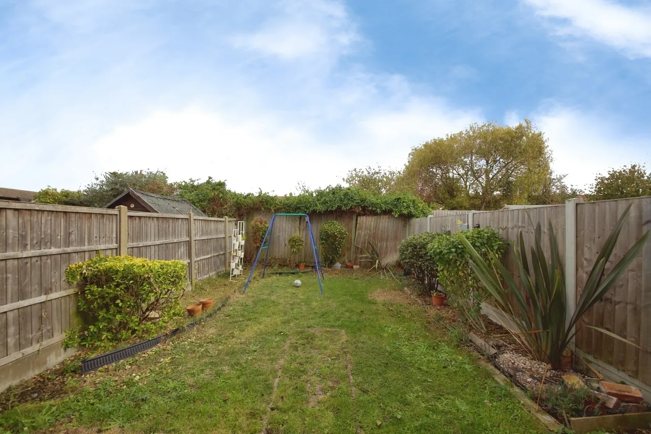 Rowan Way, Romford, RM6, photo 4