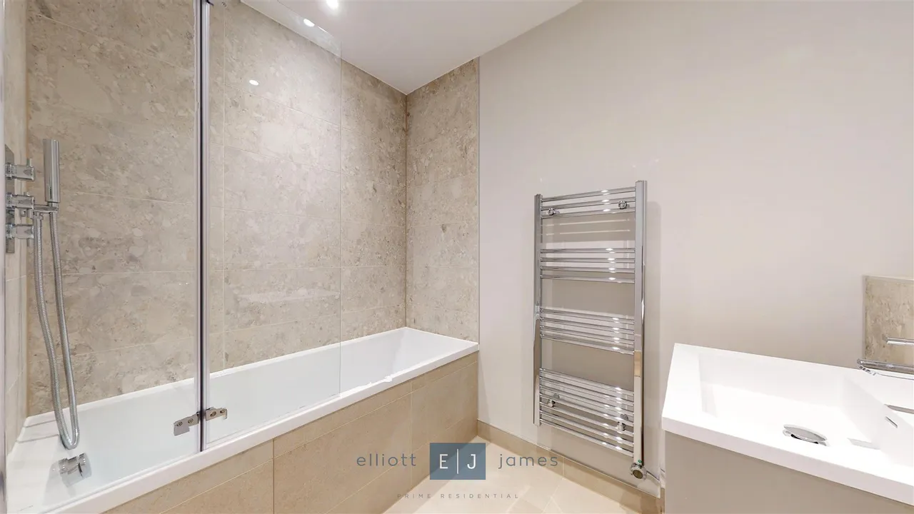 Freya Lodge, Loughton, photo 9