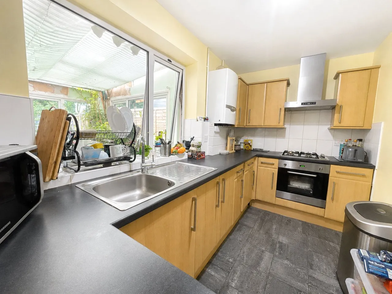 Waters Road, London, SE6, photo 2