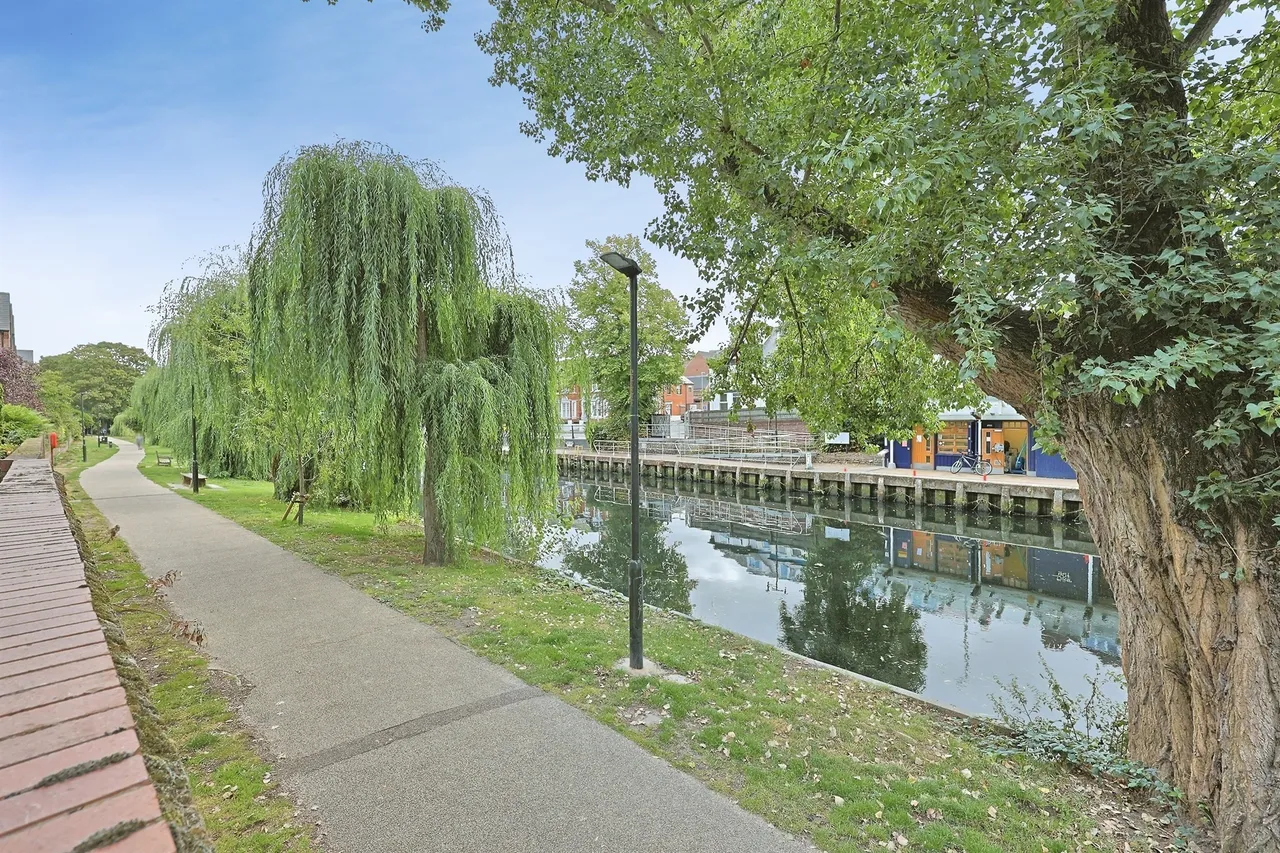Recorder Road, Norwich, NR1, photo 14
