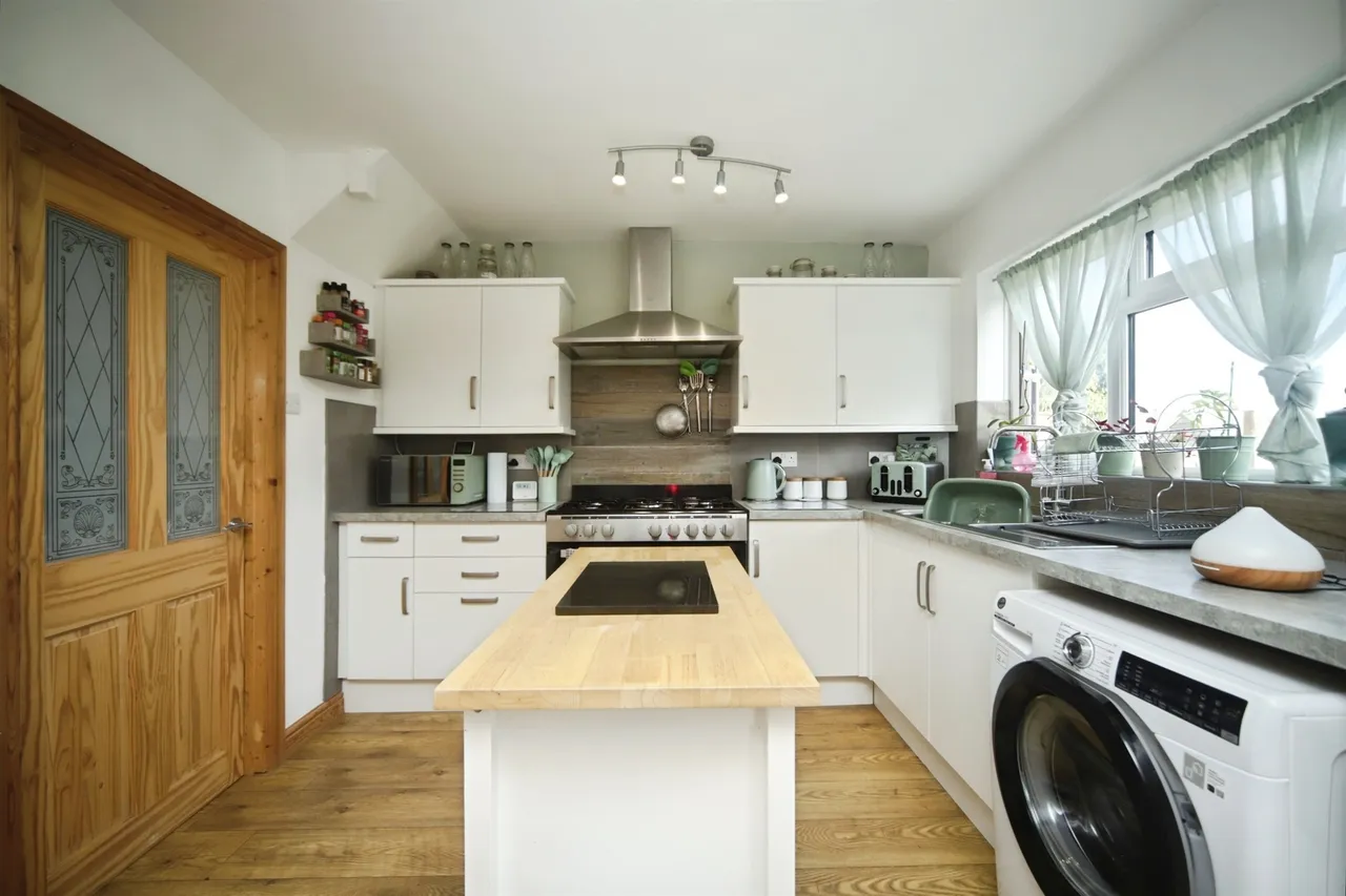 Buckland Road, Taunton, photo 8