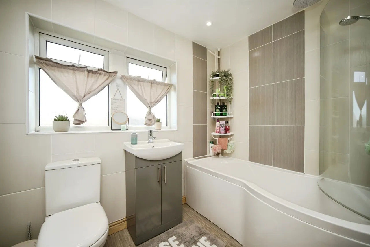 Buckland Road, Taunton, photo 11