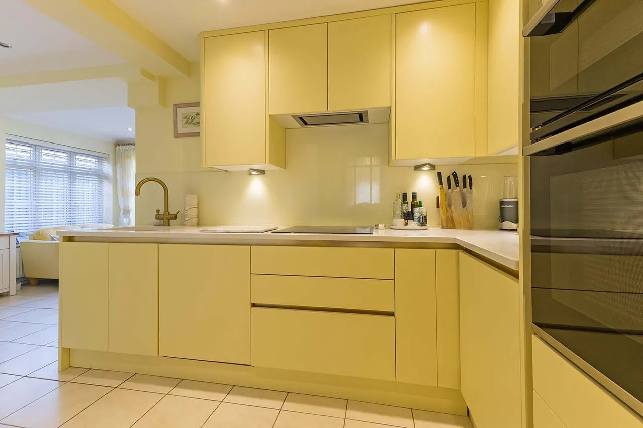 Balmoral, Cranbrook Drive, Maidenhead, Berkshire, photo 10