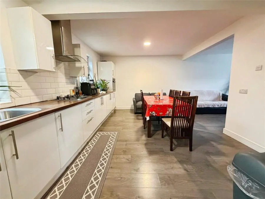 Honeycroft Hill, Uxbridge, UB10, photo 13