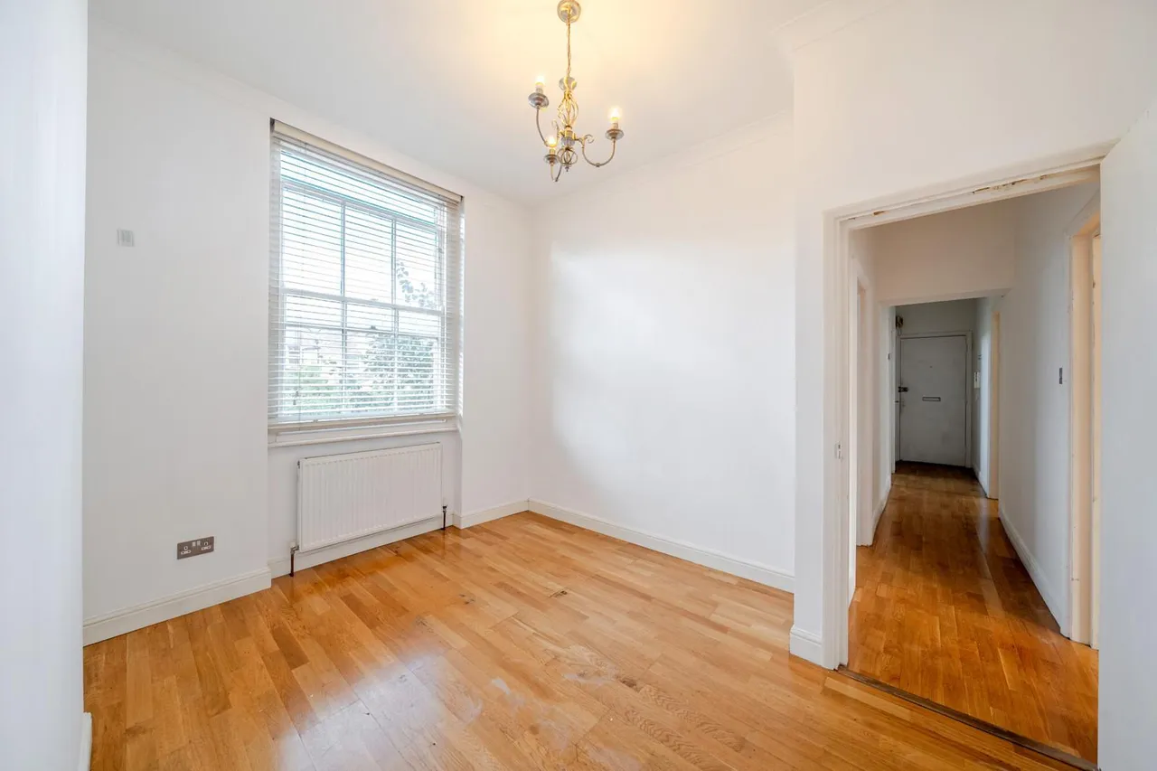 Surrey Square, SE17, photo 12