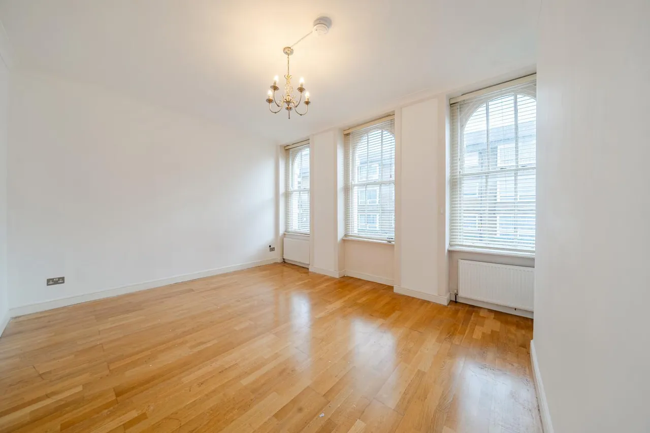 Surrey Square, SE17, photo 11