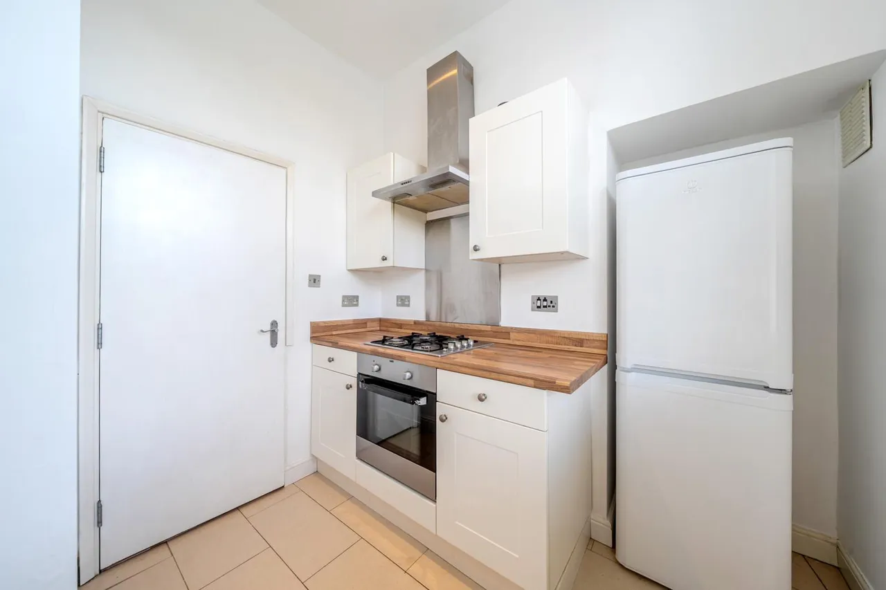 Surrey Square, SE17, photo 9