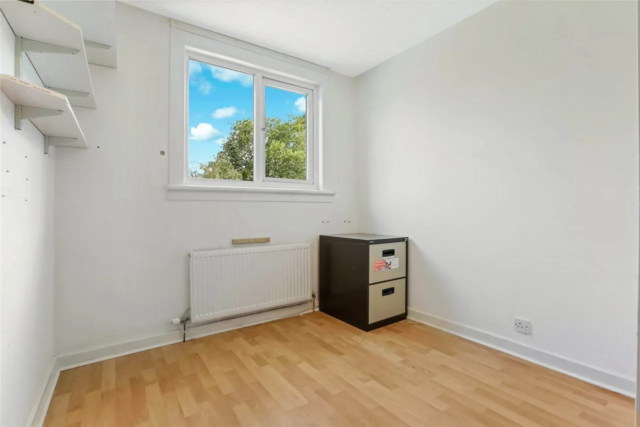 Forth Crescent, Mossneuk, East Kilbride, South Lanarkshire, G75, photo 9