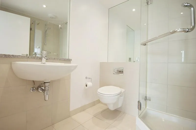 The Heart, Walton-On-Thames KT12 1GB, photo 7