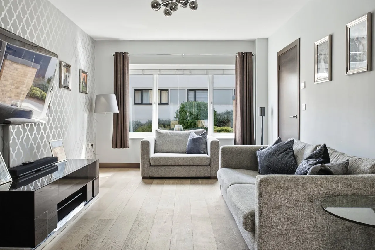 Stanley Kubrick Road, Denham, UB9, photo 11