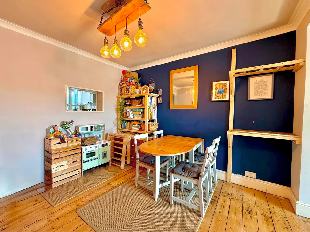 Exmouth Street, Swindon, Wiltshire, SN1 3PT, photo 11