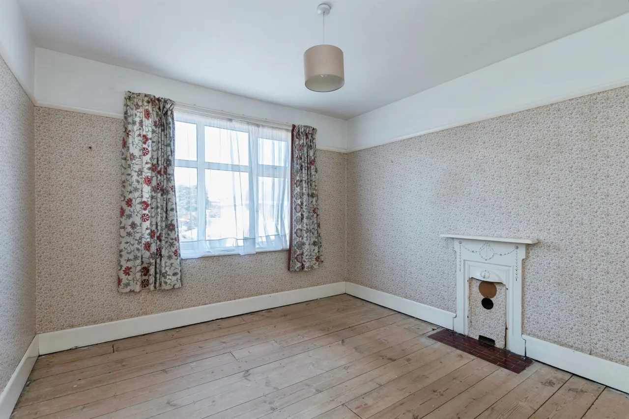 Hood Crescent, Bournemouth, photo 4
