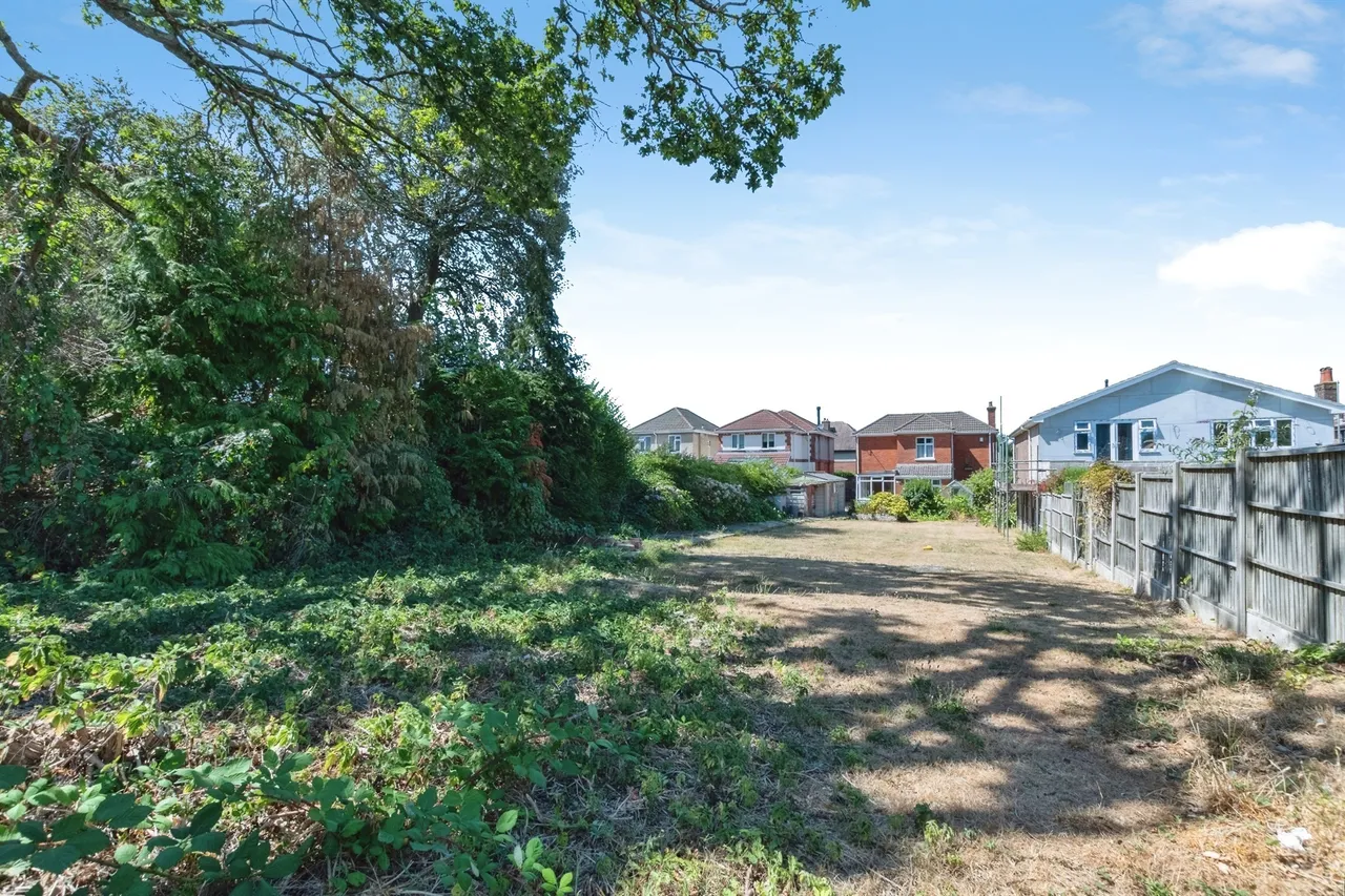 Hood Crescent, Bournemouth, photo 12