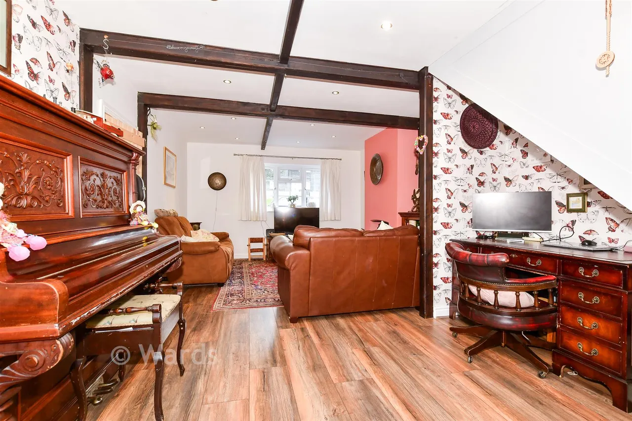 Vicarage Road, Yalding, ME18, photo 8