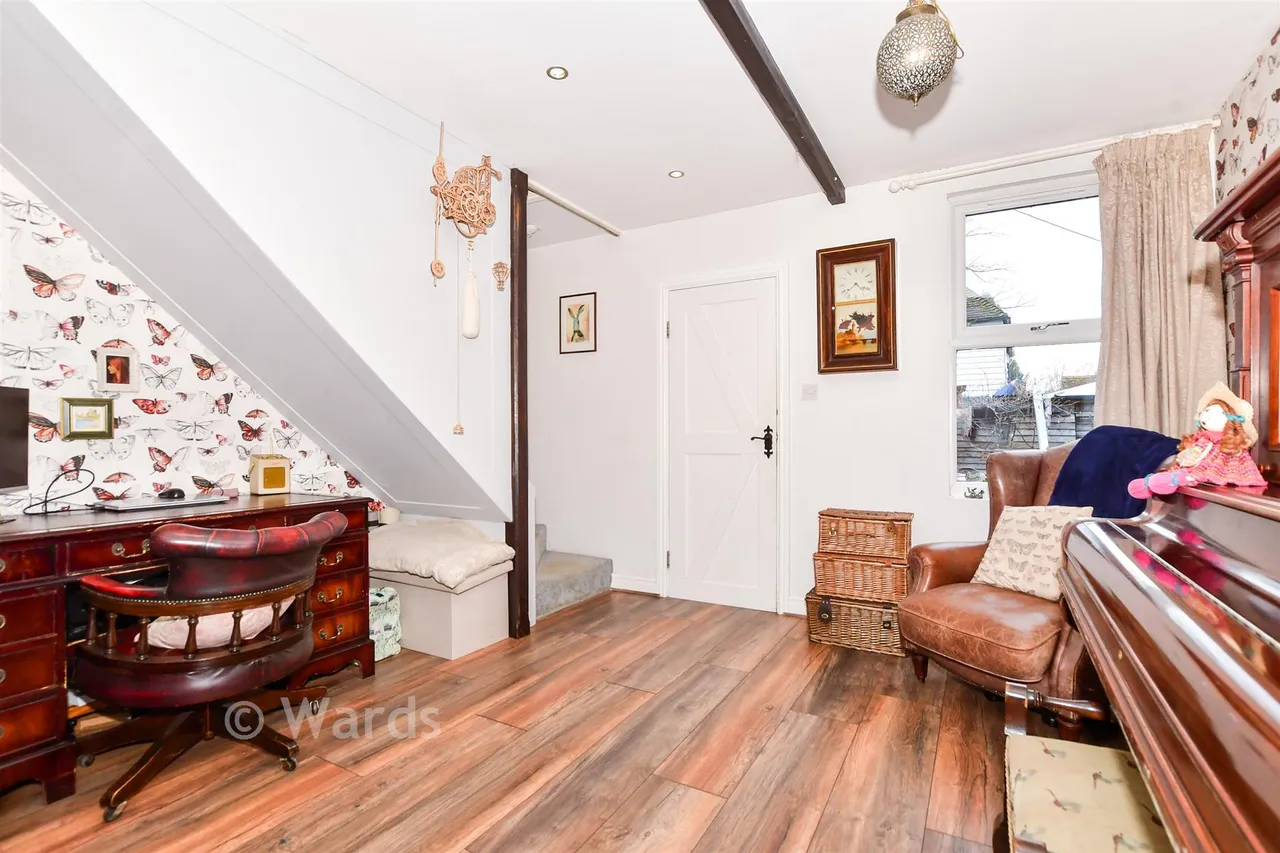 Vicarage Road, Yalding, ME18, photo 7