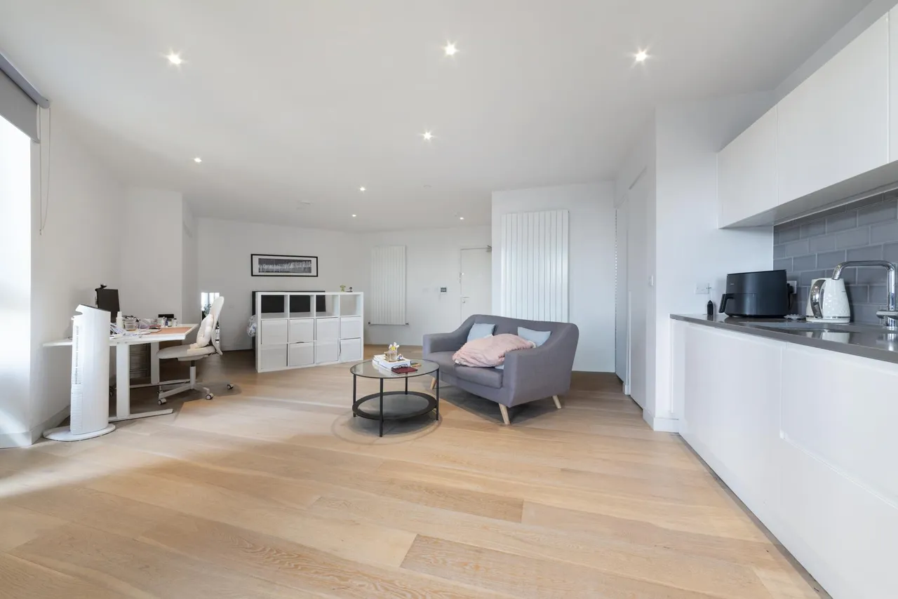 Cutter House, Royal Wharf, E16, photo 2