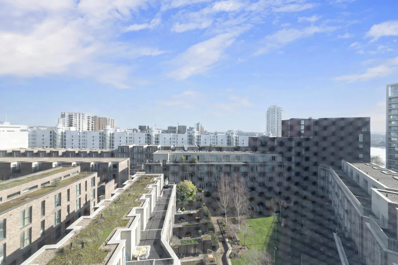 Cutter House, Royal Wharf, E16, photo 9