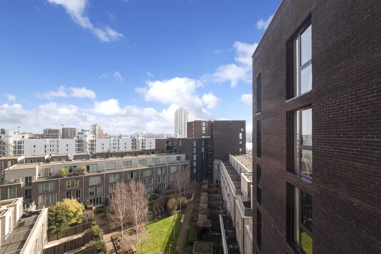 Cutter House, Royal Wharf, E16, photo 3