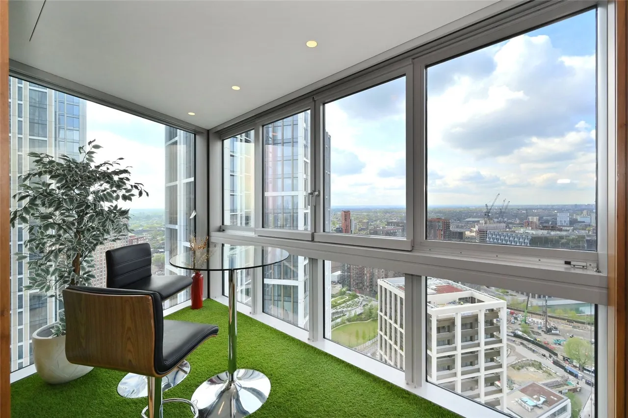St. George Wharf, London, SW8, photo 4