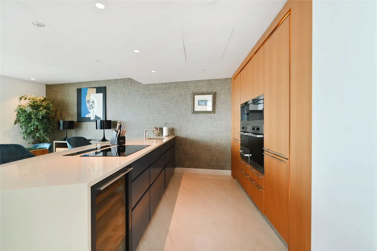 St. George Wharf, London, SW8, photo 8