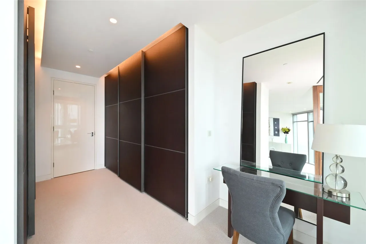 St. George Wharf, London, SW8, photo 14