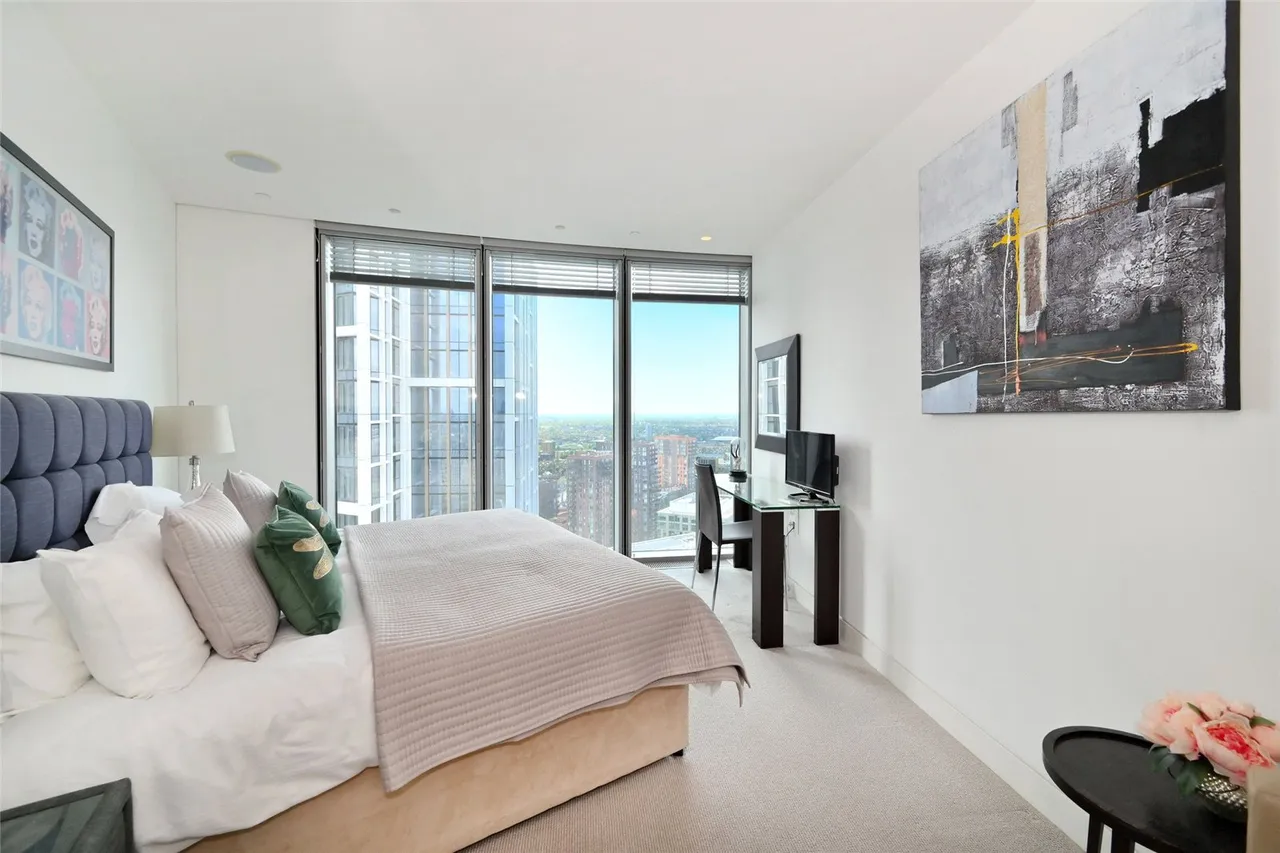 St. George Wharf, London, SW8, photo 11