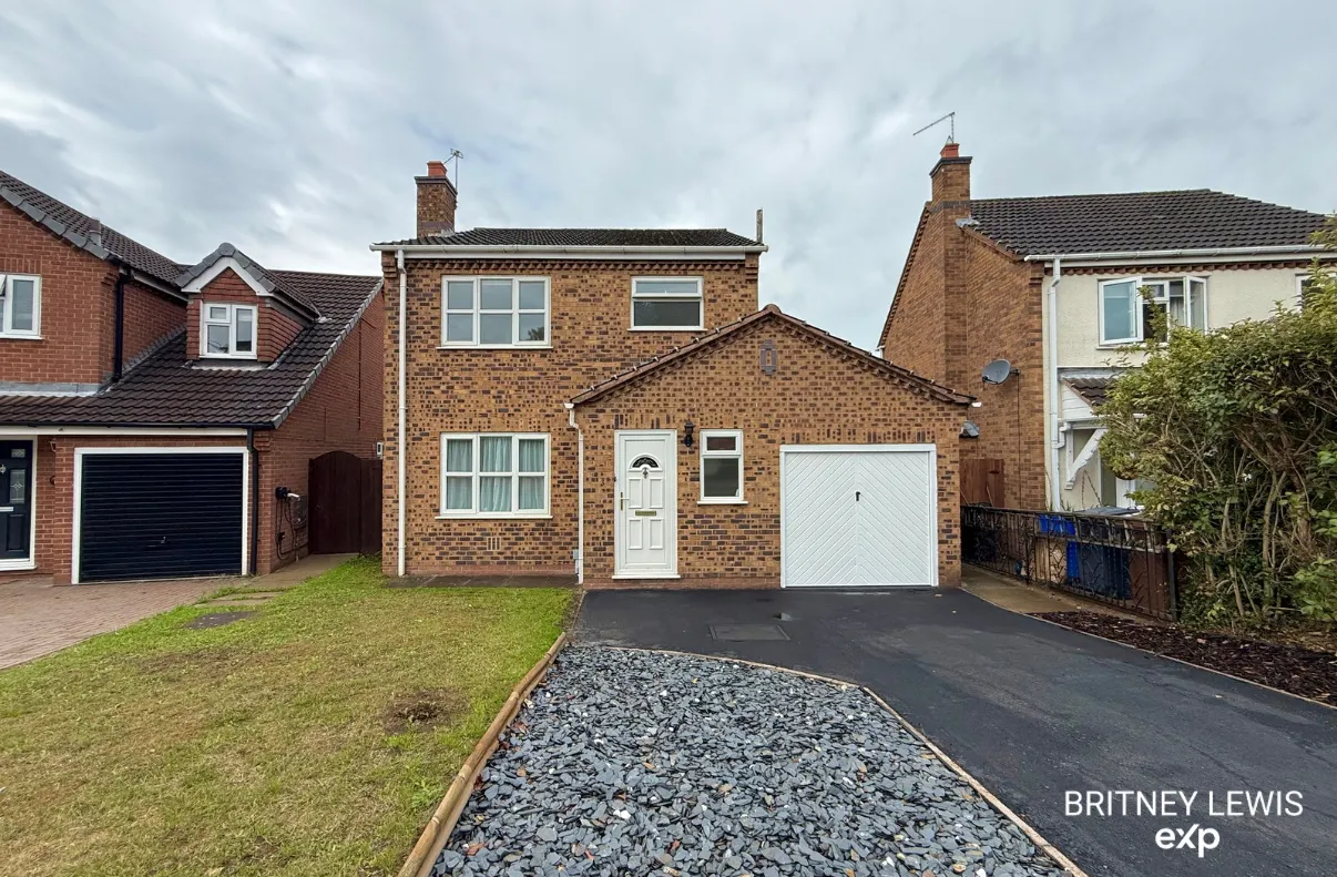 3 bed house for sale — Derwent Road, Burton on Trent