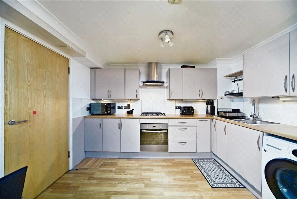 Thornton Road, Thornton Heath, CR7, photo 8