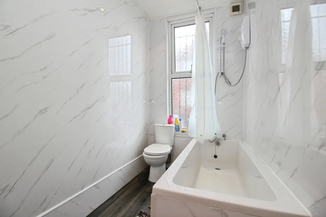 Ebberston Terrace, Leeds, LS6, photo 14
