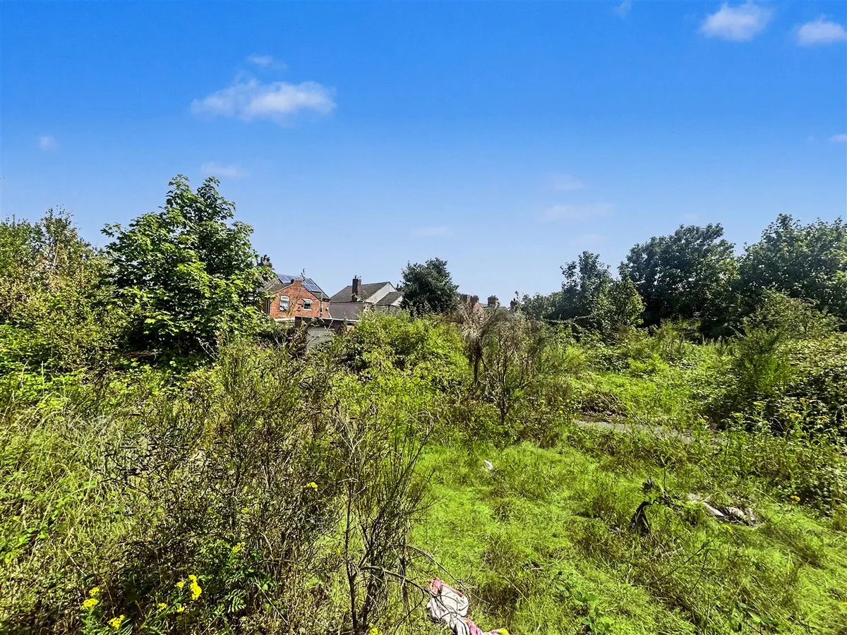 Kenneth Avenue & East Lane, Stainforth Doncaster, DN7, photo 13