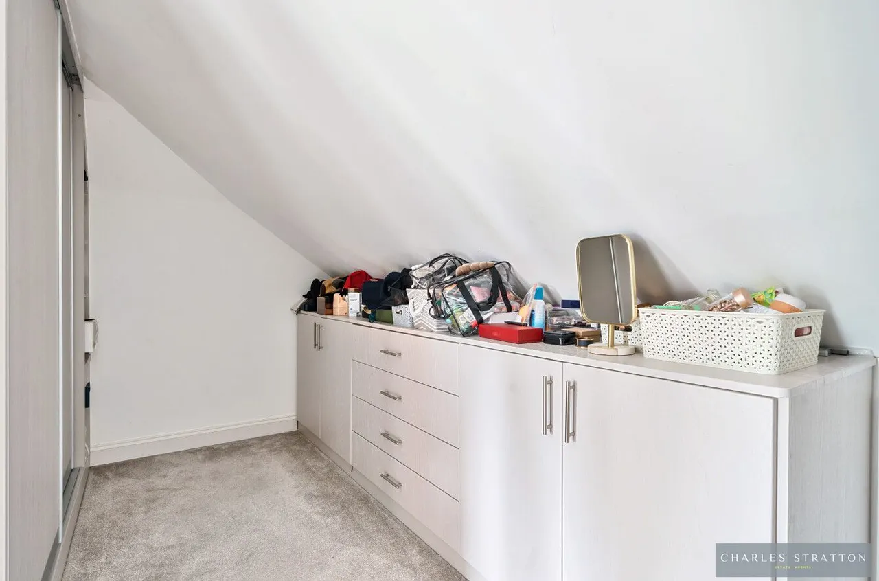 Pemberton Avenue, Romford, Essex, RM2 6HA, photo 20