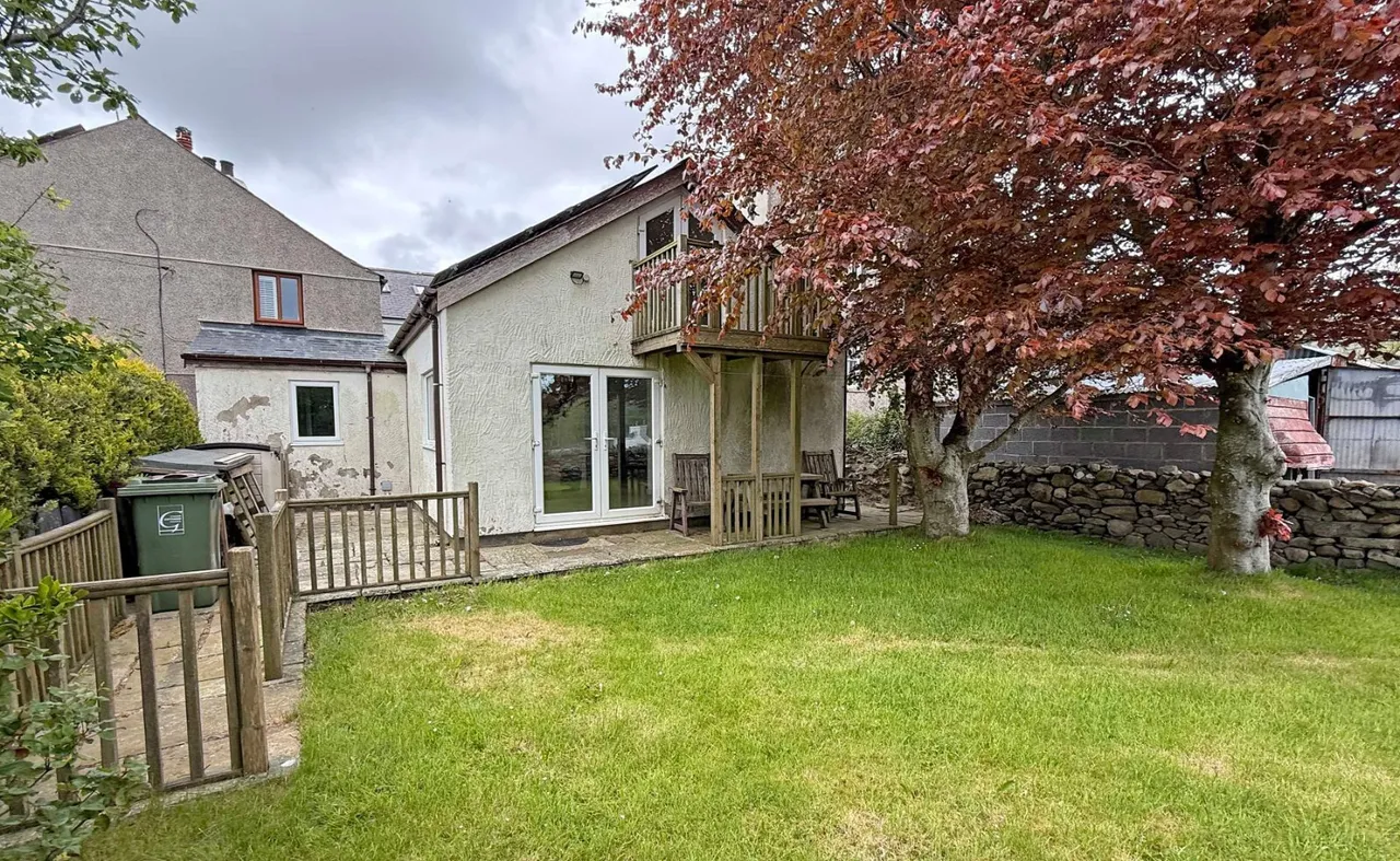 Waunfawr, Caernarfon, LL55, photo 11
