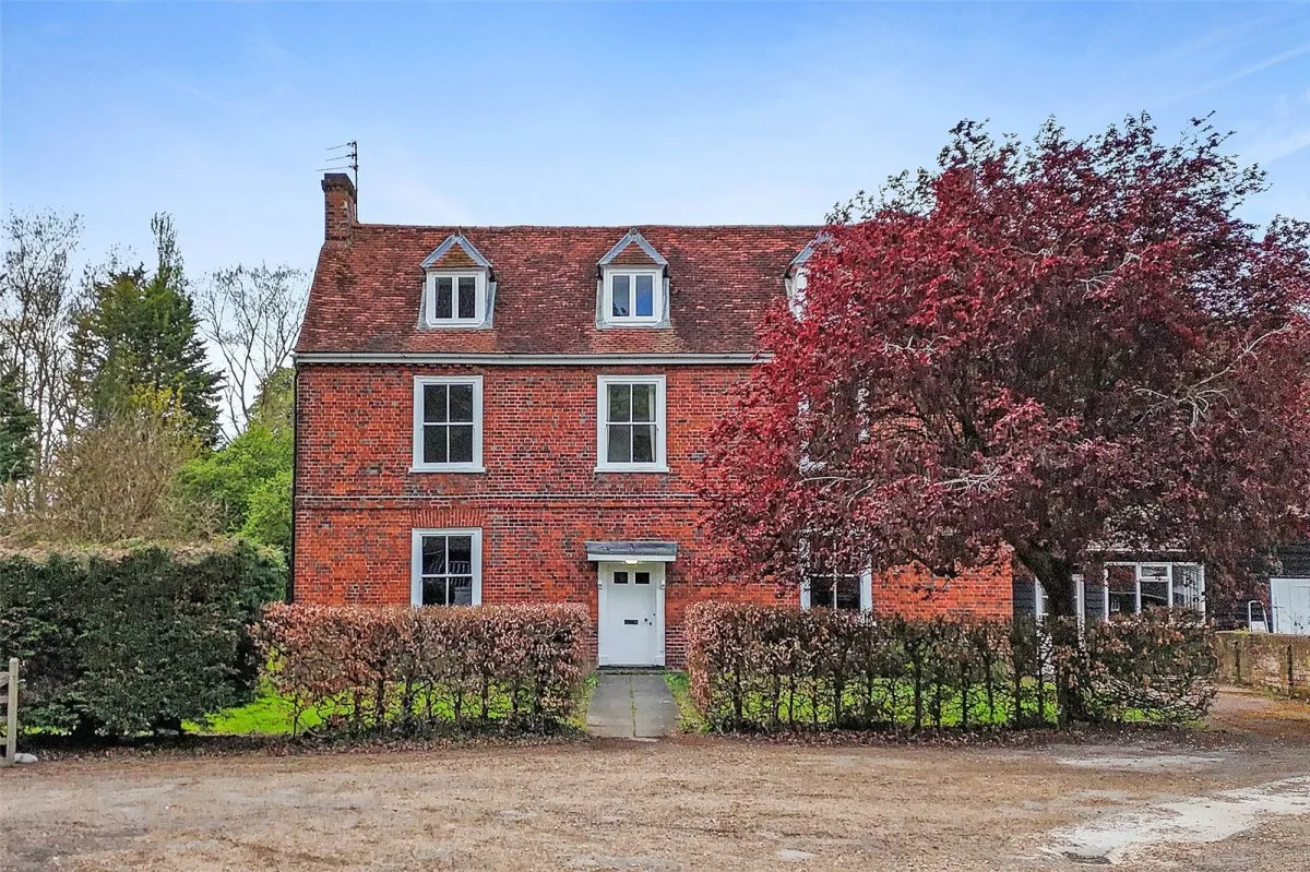 6 bed house for sale, with 6 bedrooms in Sawbridgeworth, CM21