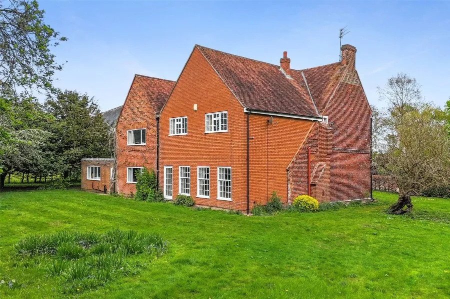 with 6 bedrooms in Sawbridgeworth, CM21, photo 20